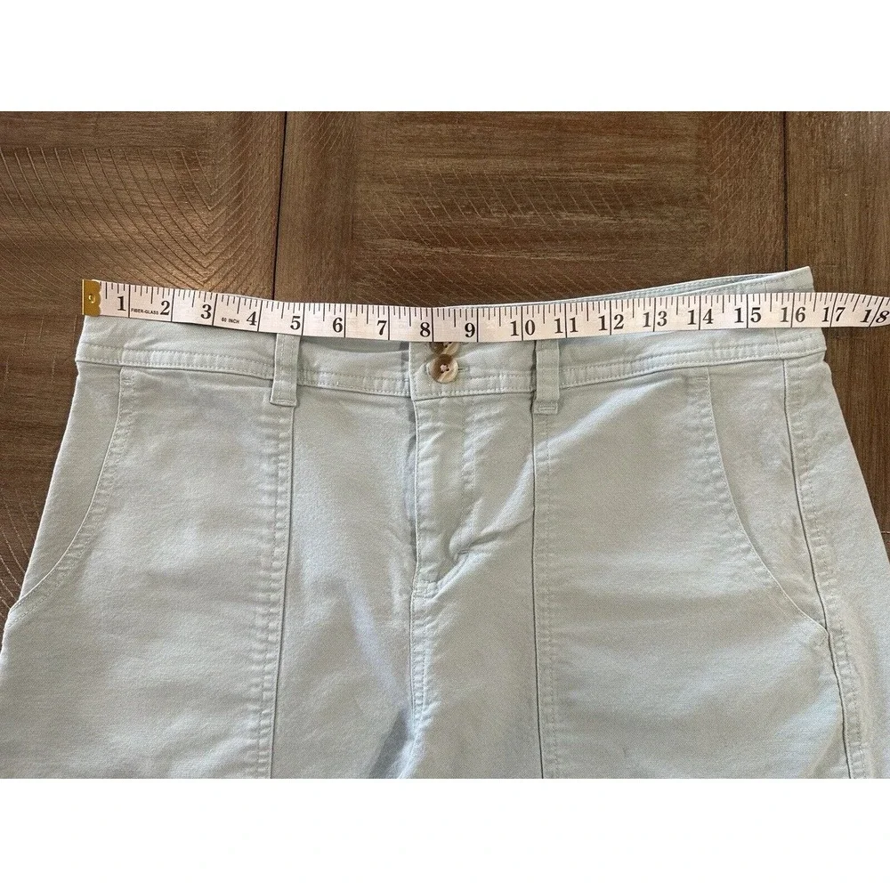 A NEW DAY Womens Size 12 Mint Green High Rise Stretch Cotton Blend Casual Shorts